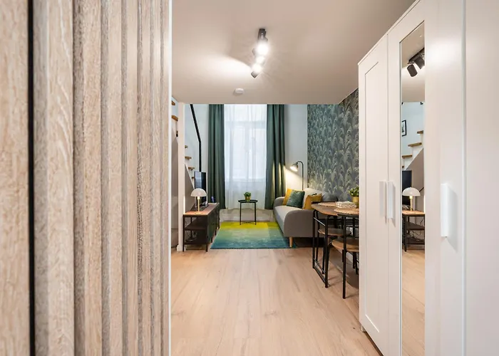 Apple Tree Apartment